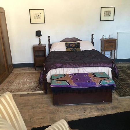 Chambre Sdb Privee Townhouse 26 Chambres D'Hotes Civray Civray  Bagian luar foto